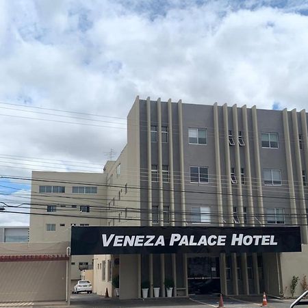 Hotel Veneza Cuiabá Eksteriør billede